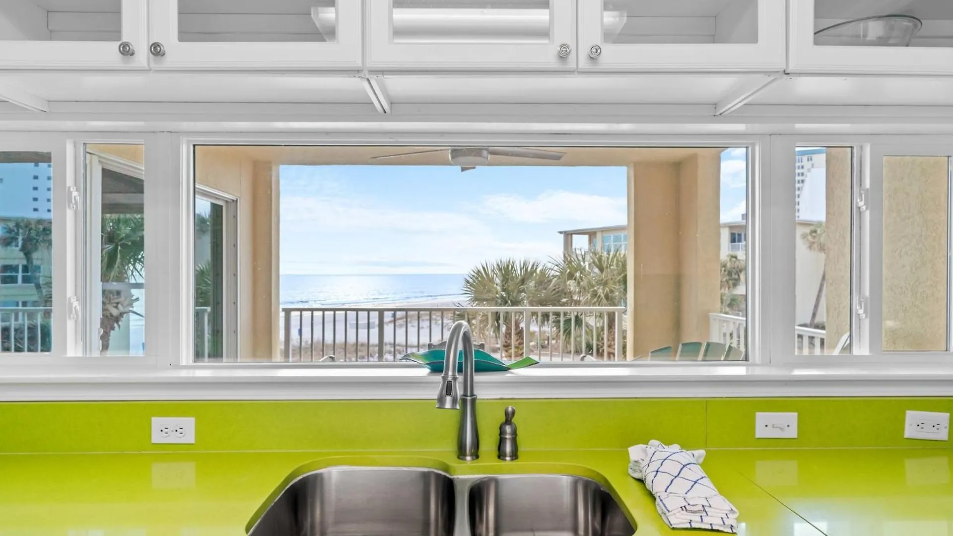 Silver Dunes Condominium 1302C By Newman-Dailey Destin Apartment
