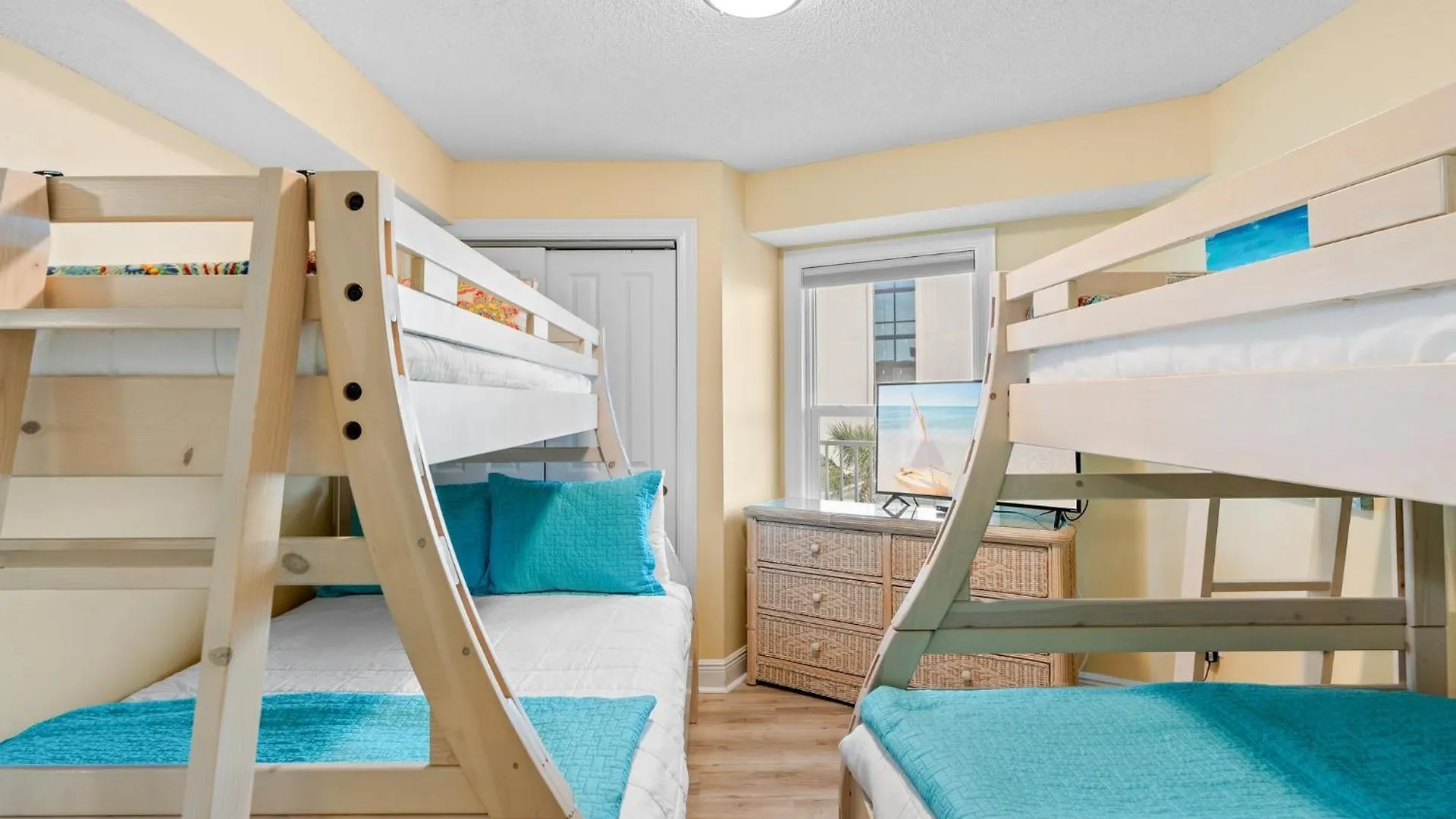 Silver Dunes Condominium 1302C By Newman-Dailey Destin Apartment