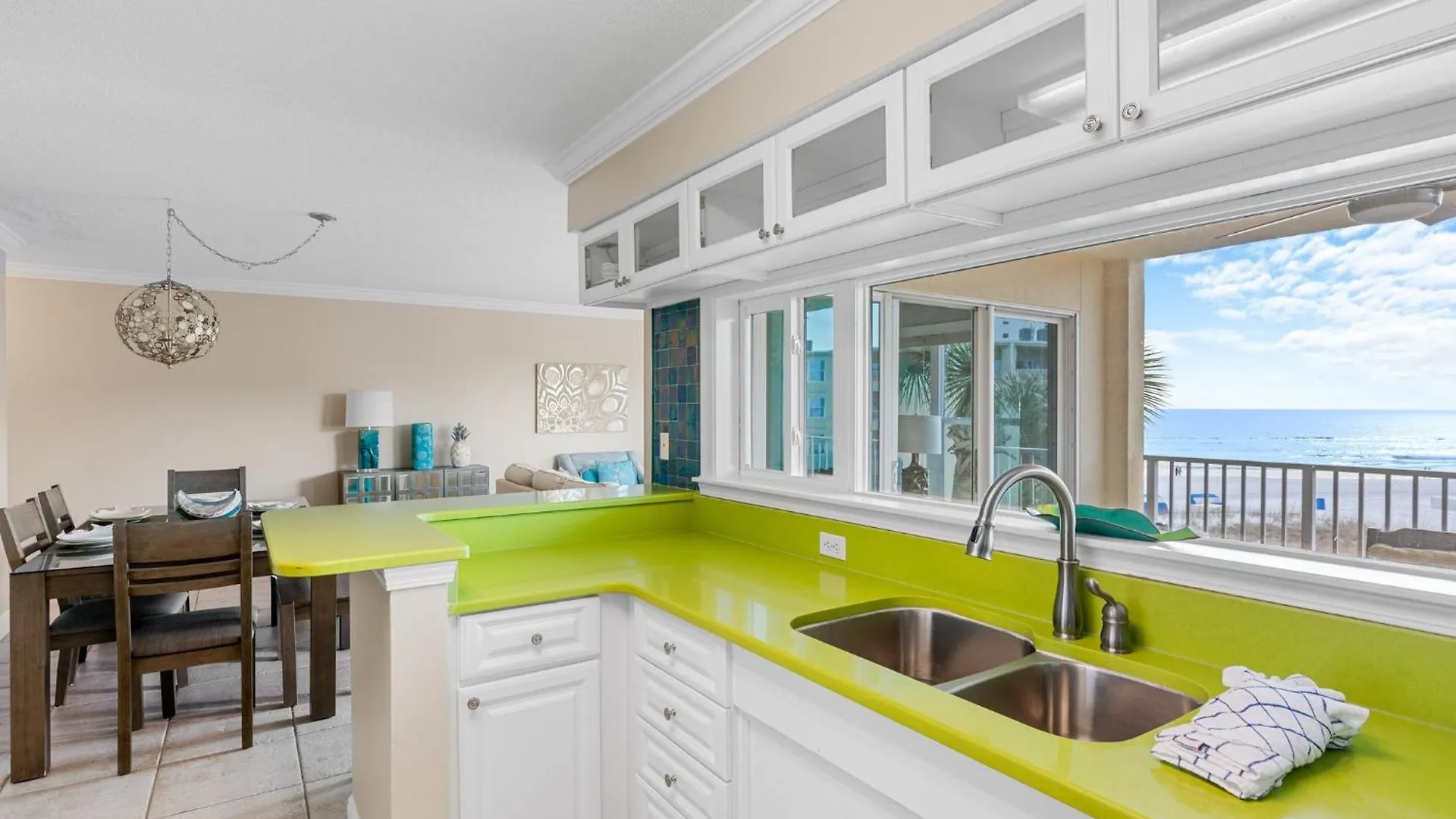 Apartment Silver Dunes Condominium 1302C By Newman-Dailey Destin