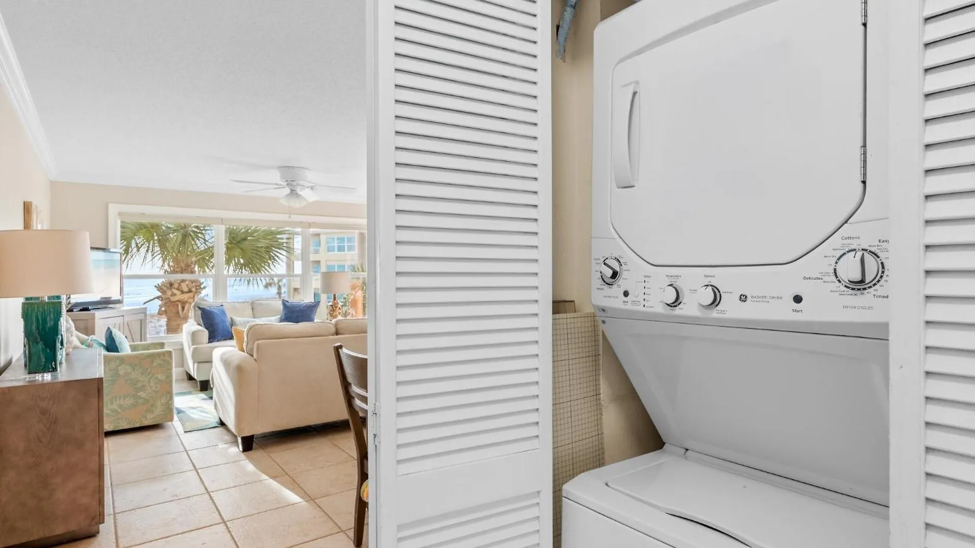 Silver Dunes Condominium 1302C By Newman-Dailey Destin
