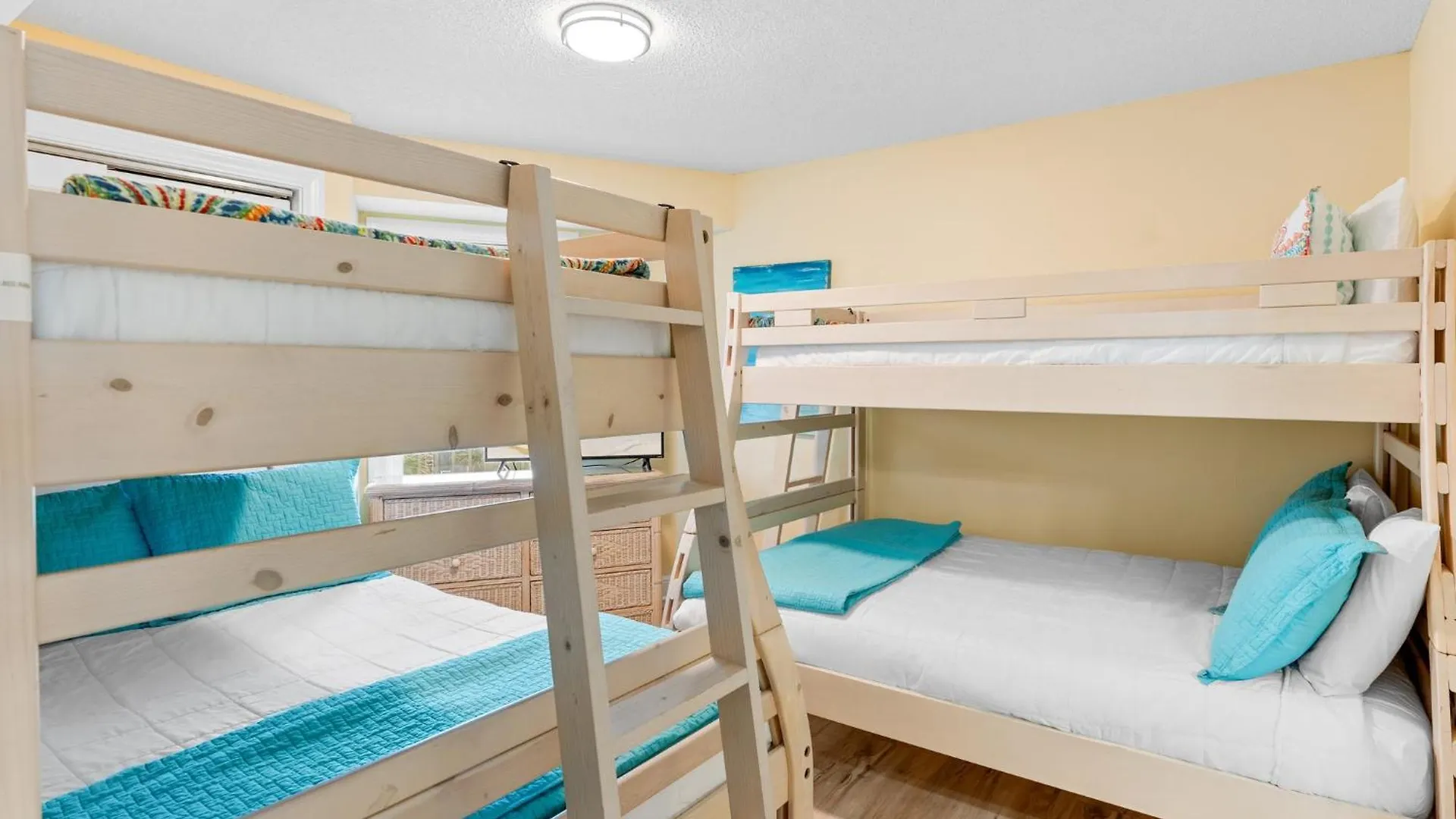 Silver Dunes Condominium 1302C By Newman-Dailey Destin